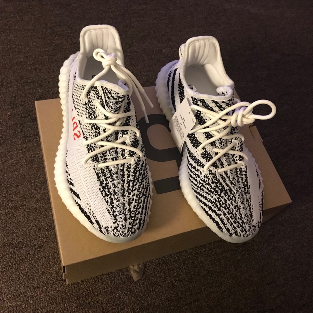 Yeezy boost 350 v2 zebra